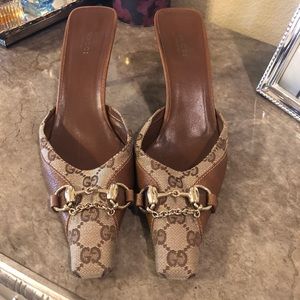 Brown Gucci Sandals💛